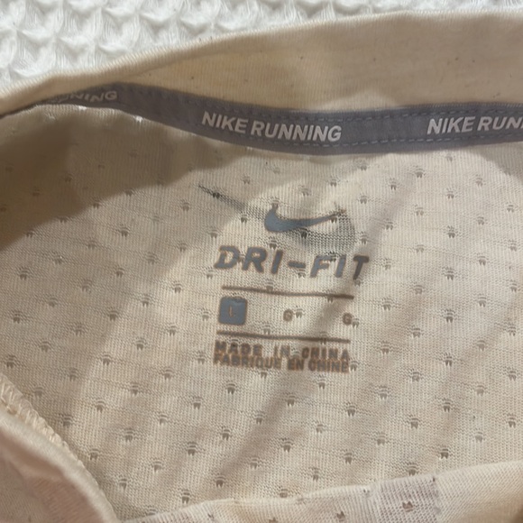 Nike Tank Top - Picture 3 of 4